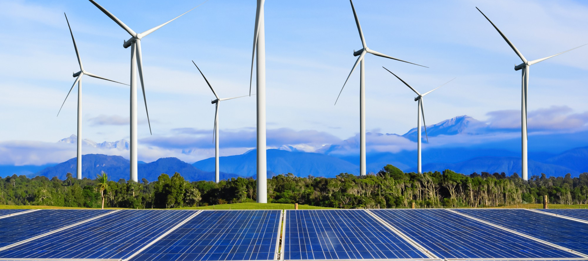 Yenilenebilir Enerjiyle Geleceğe Güç Katıyoruz.